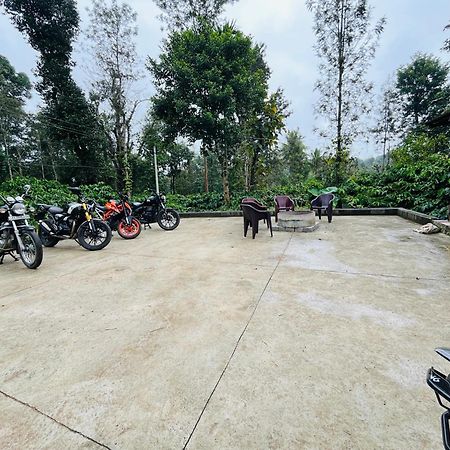 Preetham Homestay Kushālnagar Extérieur photo